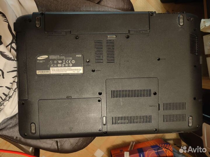 Ноутбук Samsung r525