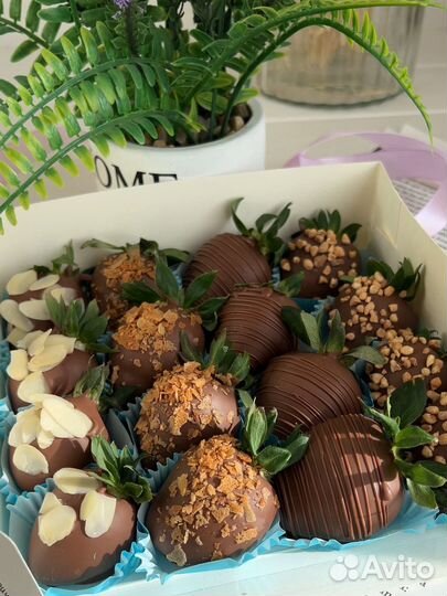 Клубника в шоколаде на 8 марта