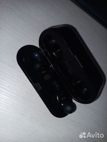 Беспроводные наушники