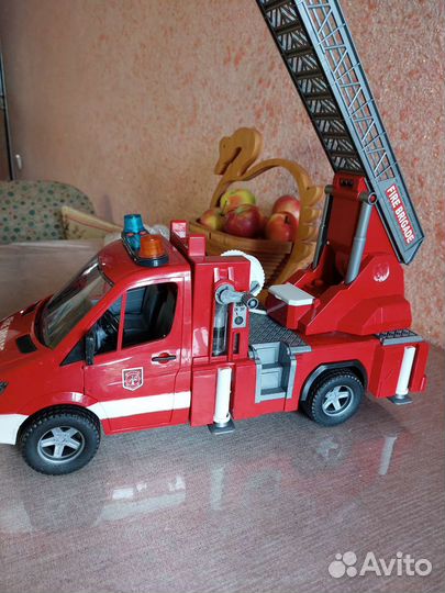 Пожарная машина bruder Оригинал