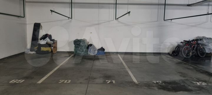 Машиноместо, 14 м²