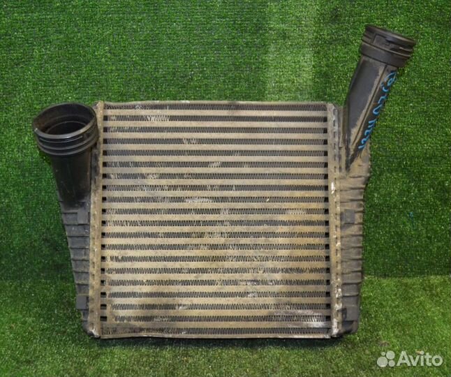 Интеркулер Audi / VW Q7 I, Туарег 3.0 TDI