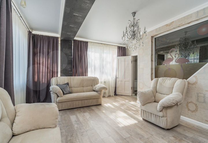 2-к. квартира, 65 м², 4/4 эт.