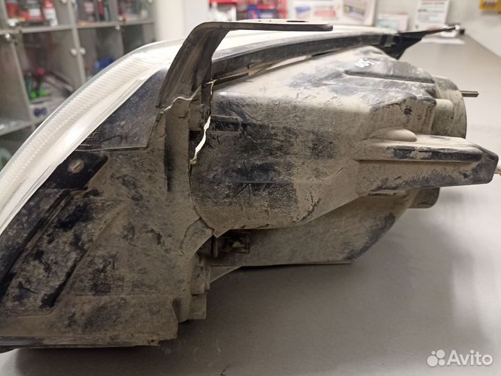 Фара правая ваз granta