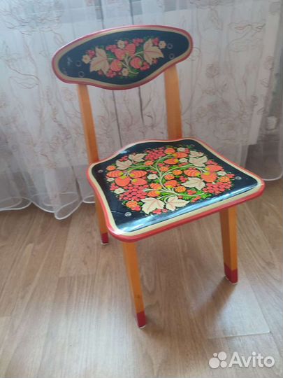 Стул детский деревянный