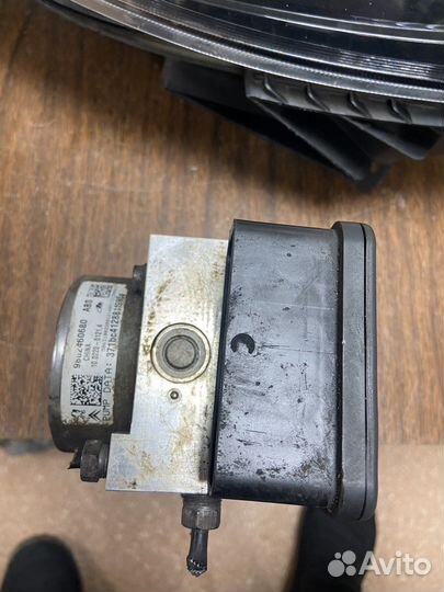 Блок ABS (насос) 1.2 Peugeot 301