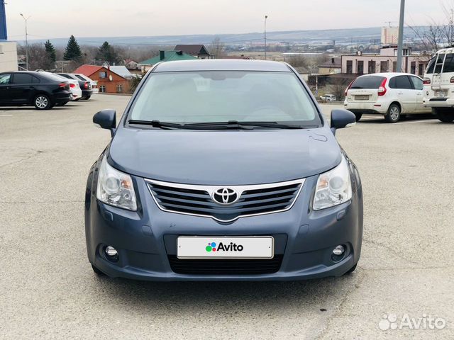 Тлк 200 2014. Тойота королла 150 серебристая. Тойота камри 2018 продаж. Toyota camry 2018. Toyota corolla вода в арки.
