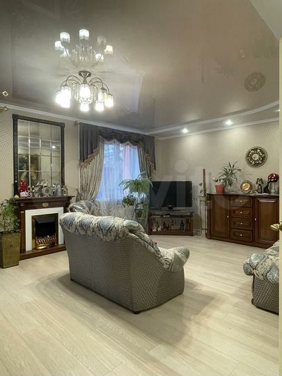 4-к. квартира, 154 м², 3/6 эт.