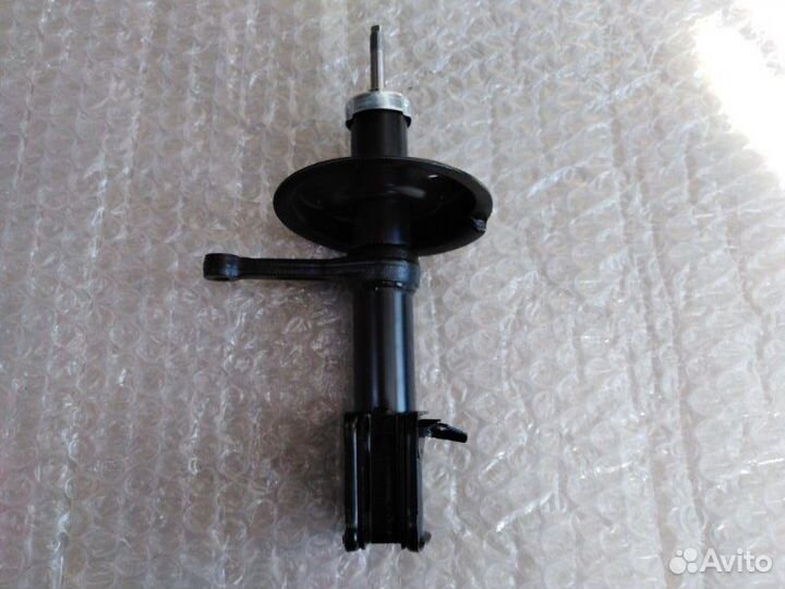 Амортизатор подвески передний правый Лада Калина