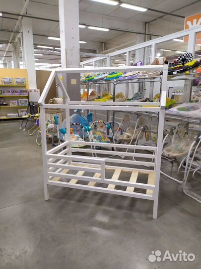 Детская кровать домик новая