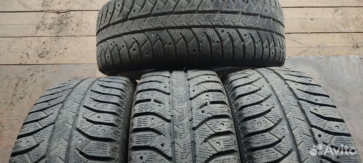 Bridgestone Ice Cruiser 7000 185/60 R14 82T