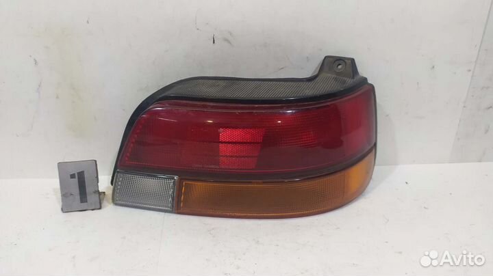 Фонарь задний toyota 10-78 R Starlet P8 91-95