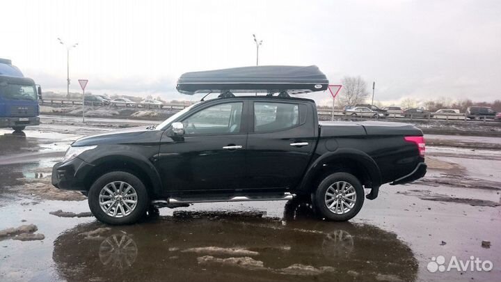 Силовой бампер задний Митсубиси L200 покраска