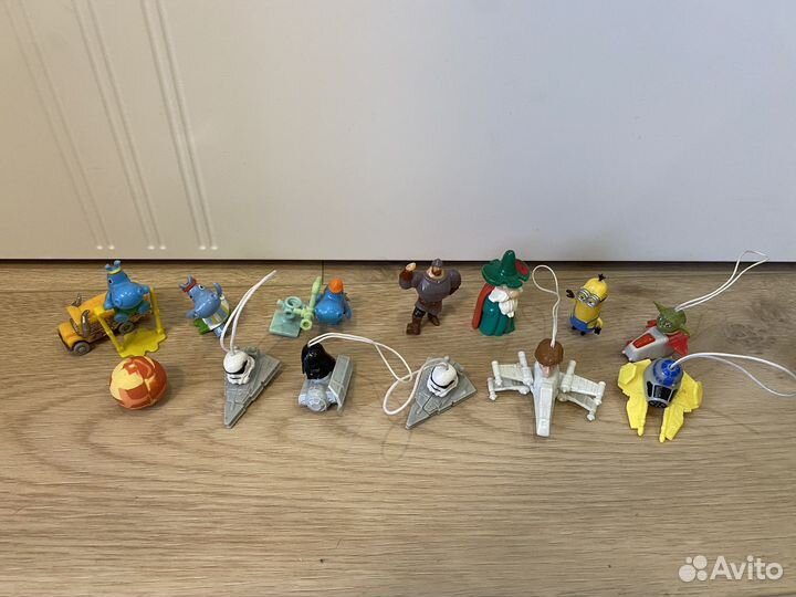 Киндер игрушки