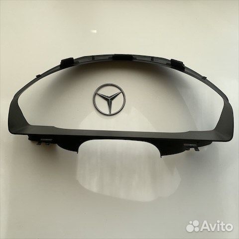 Накладка щитка приборов Мерседес w207