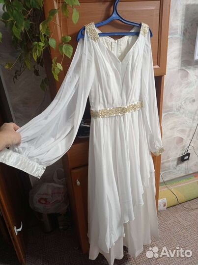 Нарядное платье