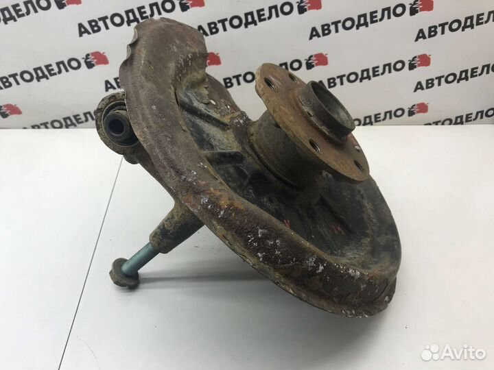 Кулак поворотный з/л Volkswagen Golf MK5 2006 г.в