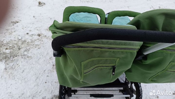 Коляска для двойни Bumbleride