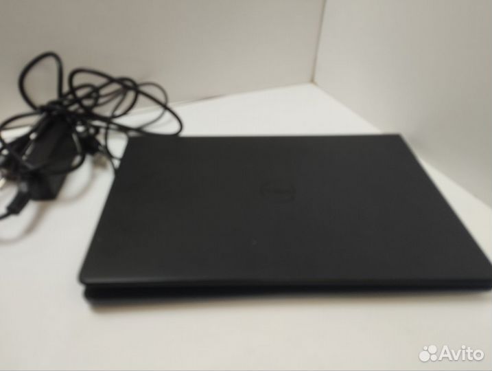 Ноутбук dell P63F