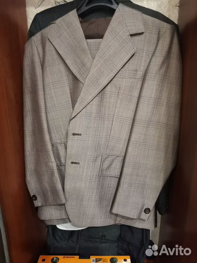 Мужской костюм тройка бу