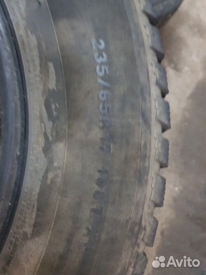 Kumho 946S 235/65 R17