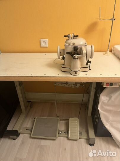 Скорняжная швейная машина