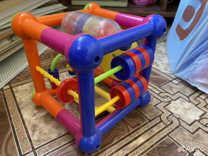 Развивающая игрушка