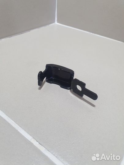 Кронштейн сиденья Volkswagen Passat B6