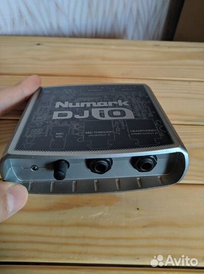 Внешняя звуковая карта Numark DJ iO