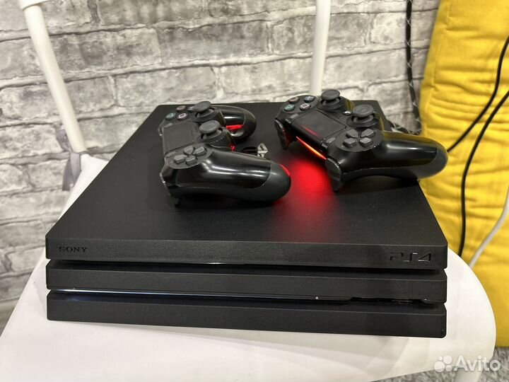 Sony PS4 pro 1tb