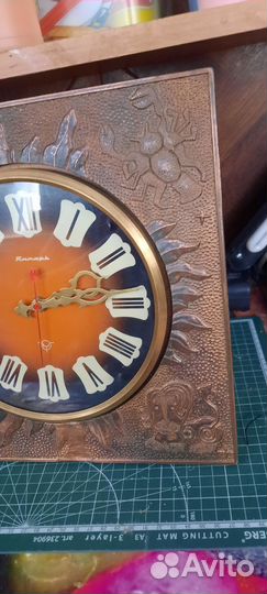 Часы ретро