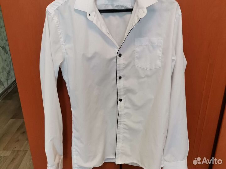 Рубашка белая