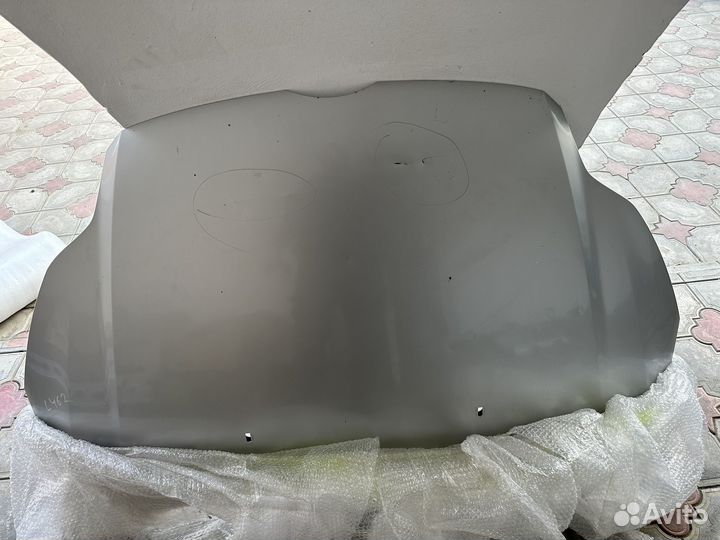 Форд фокус 3 капот оригинал б/у серябристый