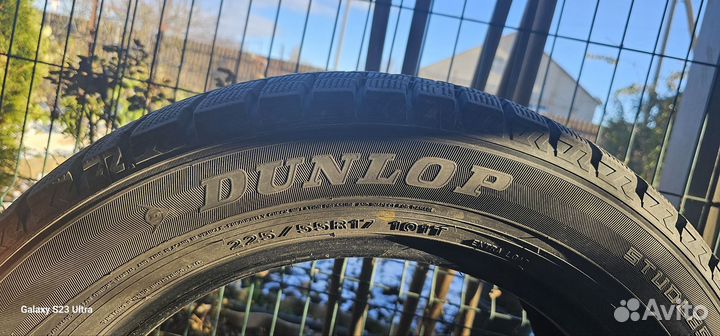 Dunlop Winter Maxx WM02 225/55 R17