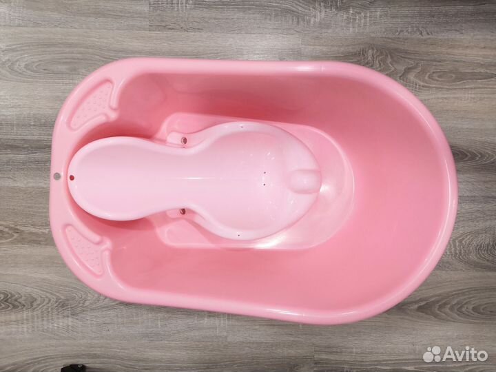 Ванночка для купания с горкой