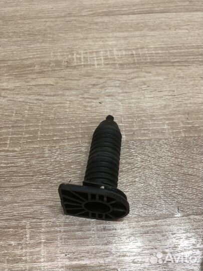 Держатель запасного колеса Ауди A4 B6