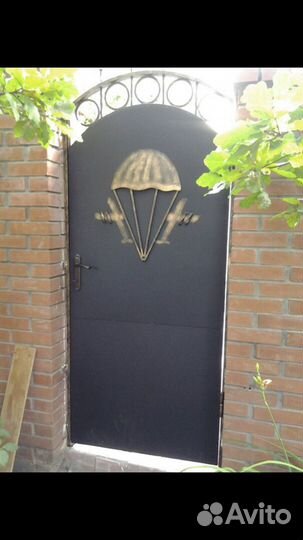 Дверь кованая