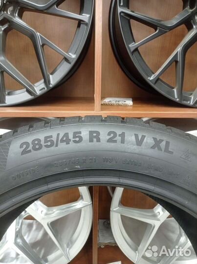 Continental ContiWinterContact TS 850P SUV 285/45 R21 113V