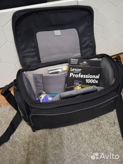 Сумка для фото-видеокамеры Sony LCS-U30