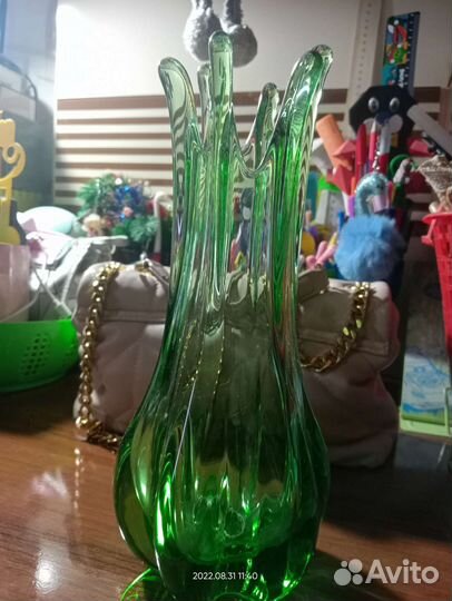 Винтажная ваза цветное стекло