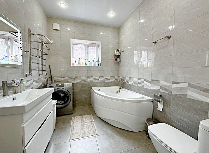 Дом 100 м² на участке 4 сот.