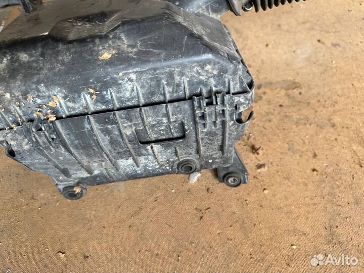 Корпус воздушного фильтра mitsubishi lancer