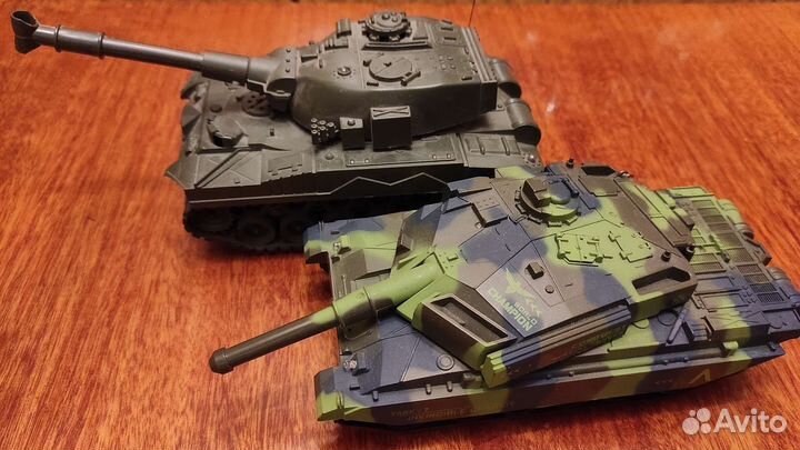 Танк (детская игрушка)