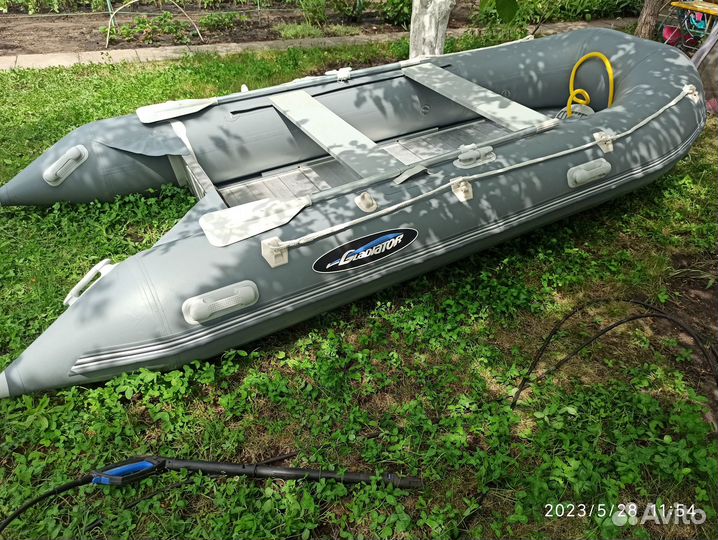 Лодка Гладиатор B370AL + Мотор Gladiator 9.9