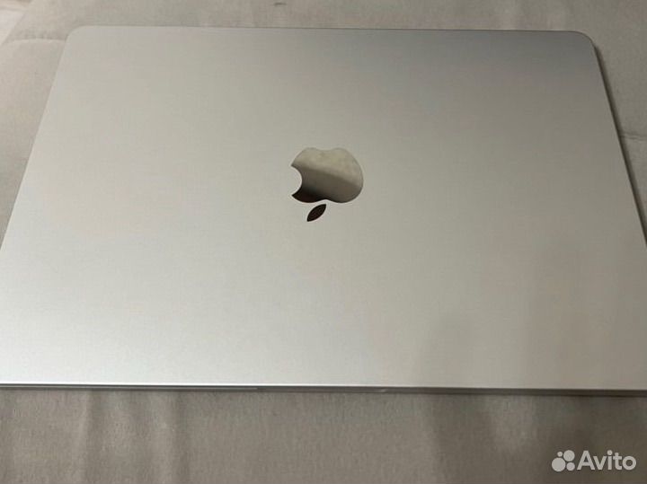 Apple MacBook air 13 m2 512gb
