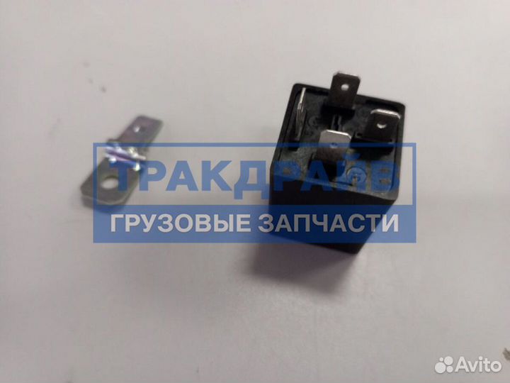 Реле поворотов для грузовиков Мерседес 708 709 8-15 24V 170W 4 полюса