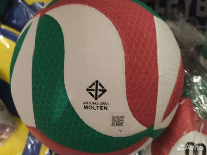 Волейбольный мяч Molten V5M5000