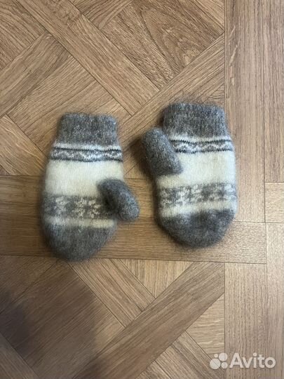 Варежки из козьего пуха новые