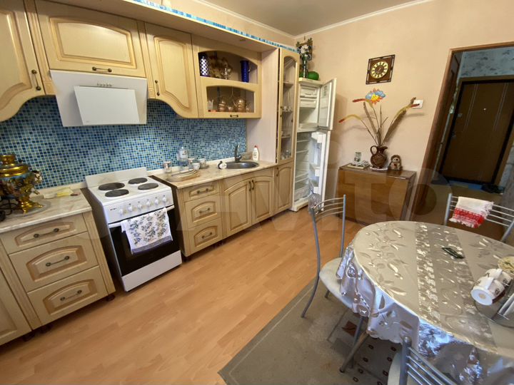 1-к. квартира, 43 м², 1/9 эт.