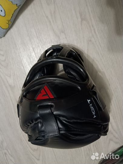 Боксерские перчатки